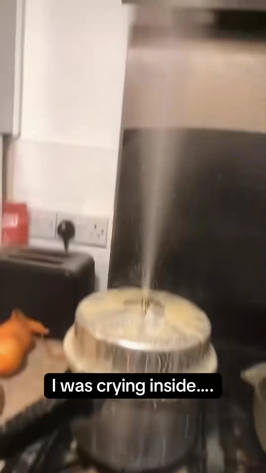 Why are there always food mistakes that are so funny? From swapping salt for sugar and burning toast to cakes…